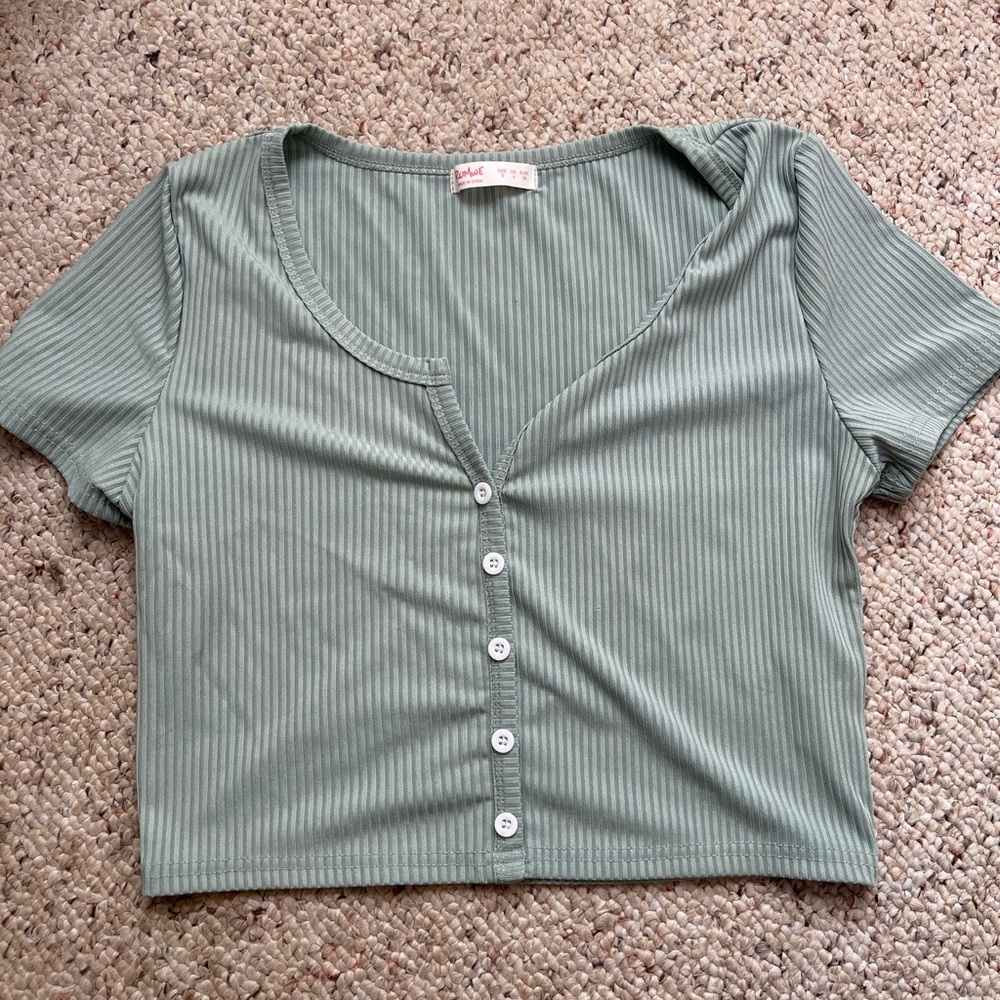 Pale sage green cropped button-up tee
